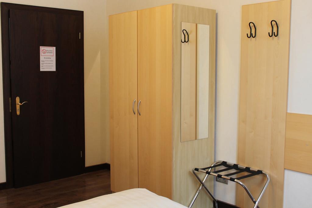 Hotel Weidenhof Düsseldorf Esterno foto