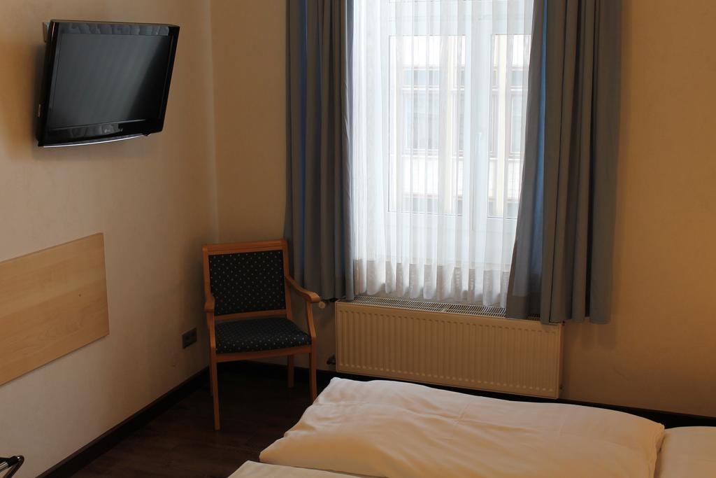 Hotel Weidenhof Düsseldorf Esterno foto